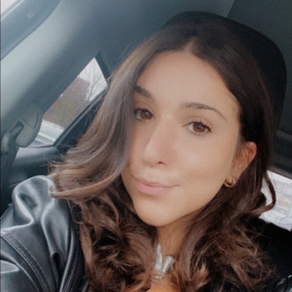 Meet your Posher, Carlie